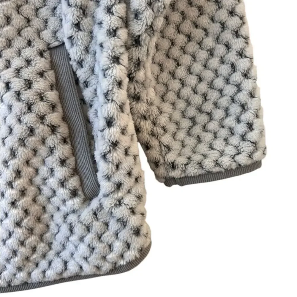 Simply Southern Youth L Popcorn Sherpa Fleece Pullover Quarter Snap Gray White